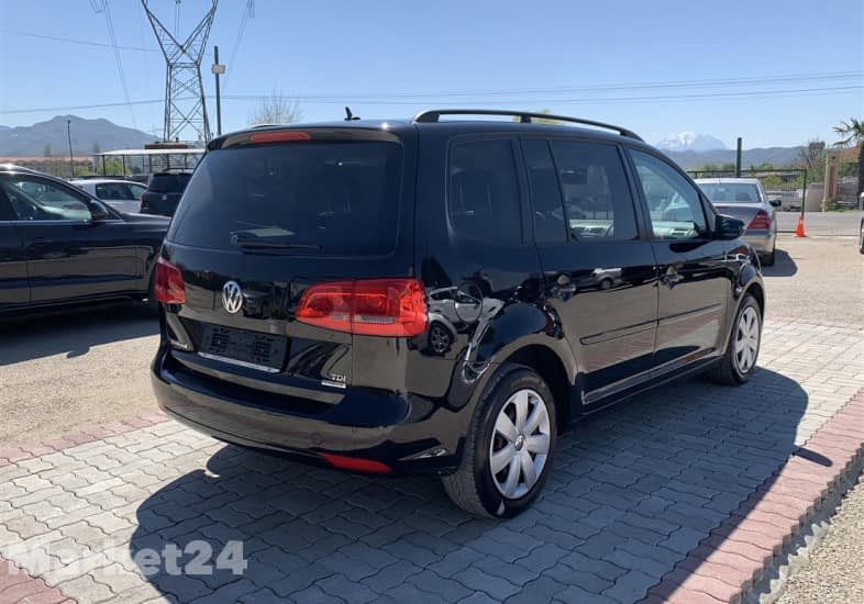 VW Touran 1.6 diesel 7vende - 2012